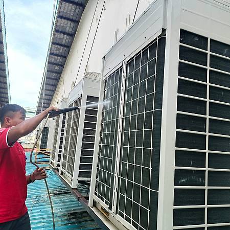 Kenapa Service AC Rutin Itu Penting? Inilah Alasannya!